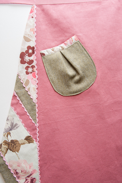 pink apron detail
